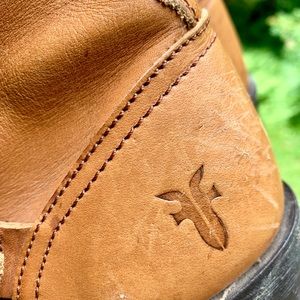 Frye leather boots color Cognac size 7.5